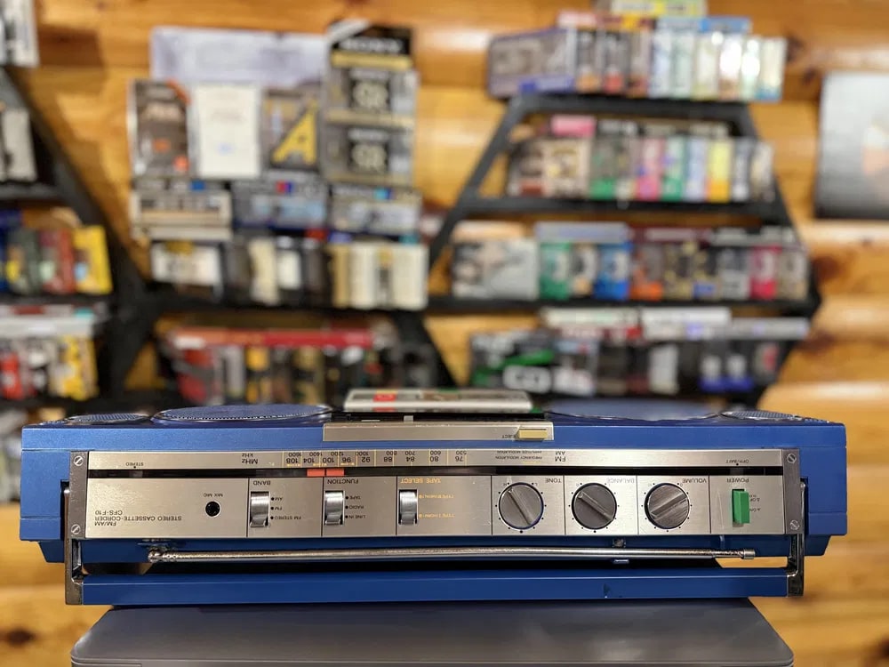 Sony CFS-F10 Rare Vintage MINT Cassette Boombox Tested Portable Warranty Japan