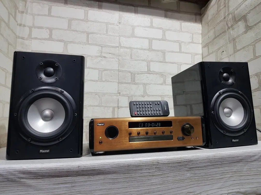 MC-2 / MC2 Magnat MC-2 Rare Vintage Tube CD Receiver Stereo System Tested Hi-Fi