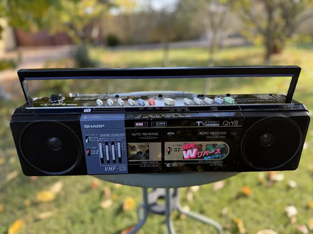 SHARP QT-Y8 Rare Vintage Boombox Stereo Radio Cassette Player