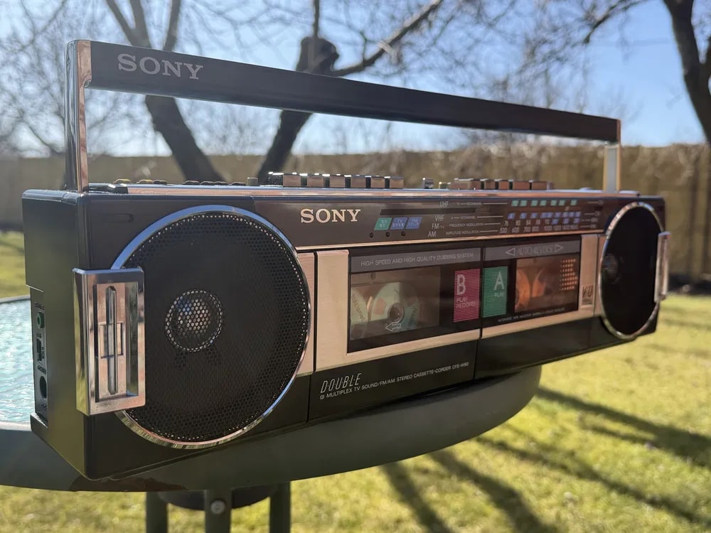 Sony CFS-W 90 Rare Vintage Cassette Boombox Getto blaster Working Warranty