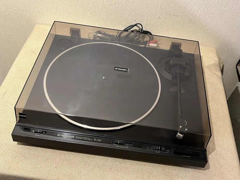 Pioneer PL-335 Rare Vintage Turntable Warranty Belt Drive Full Automatic
