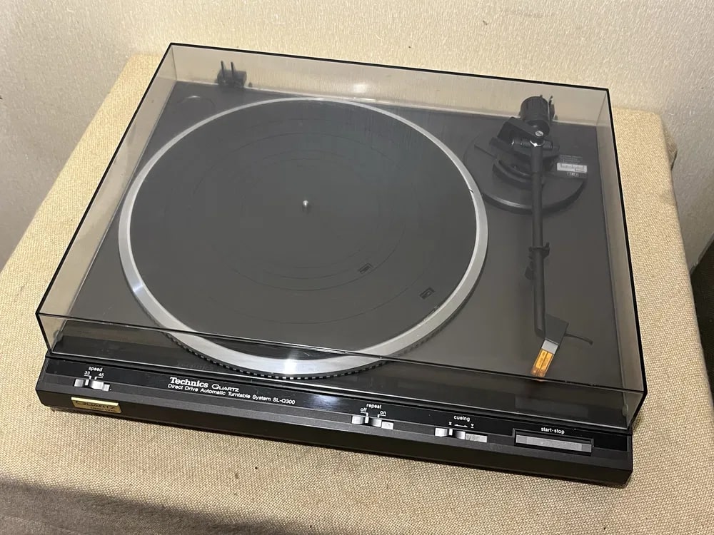 Technics SL-Q300 Rare Vintage Turntable Quartz Direct Drive Warranty Tested