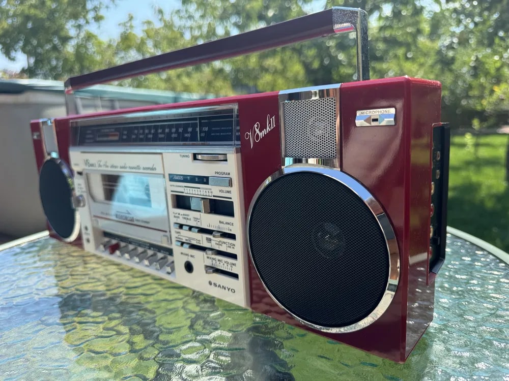 SANYO MR-V8MK Rare Vintage Mint Boombox Warranty 220V Fully Working Serviced