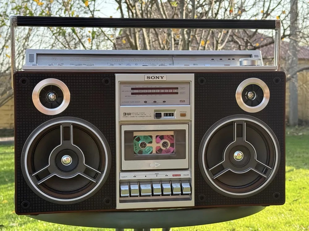 SONY CFS-V8 ZILBAR Rare Vintage Cassette Boombox Serviced Tested Japanese Hi-Fi