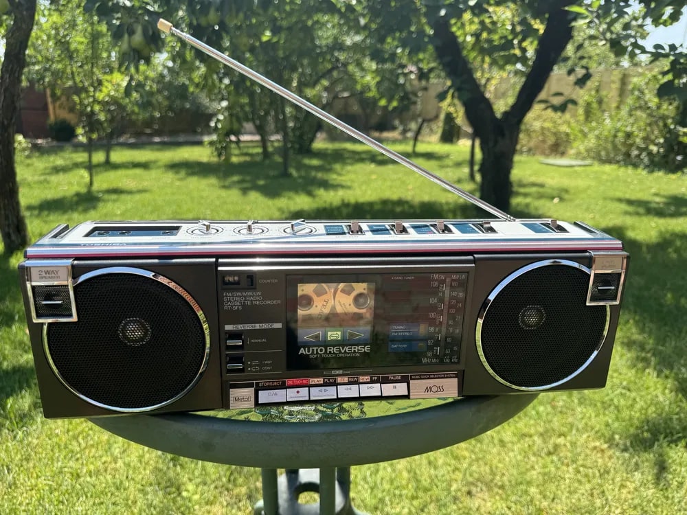 Toshiba RT-SF5 Rare Vintage MINT Cassette Boombox Getto blaster Tested Warranty