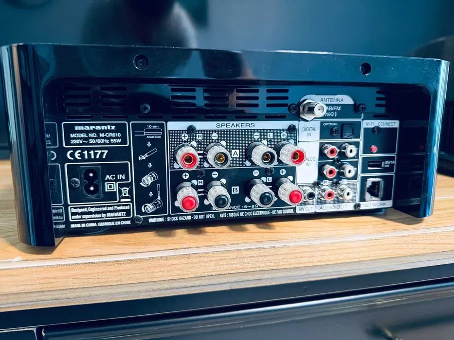 Marantz M-CR610 MINT Network CD Receiver AirPlay Streamer