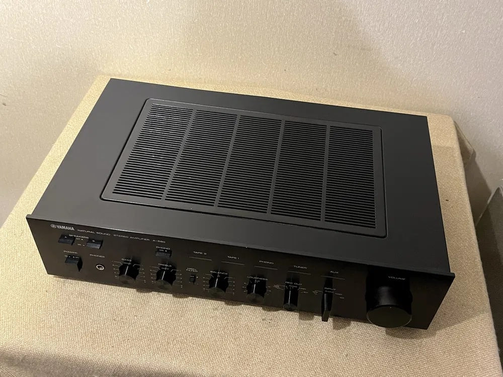 Yamaha A-560 Rare Vintage Integrated Amplifier Working Stereo Hi-Fi