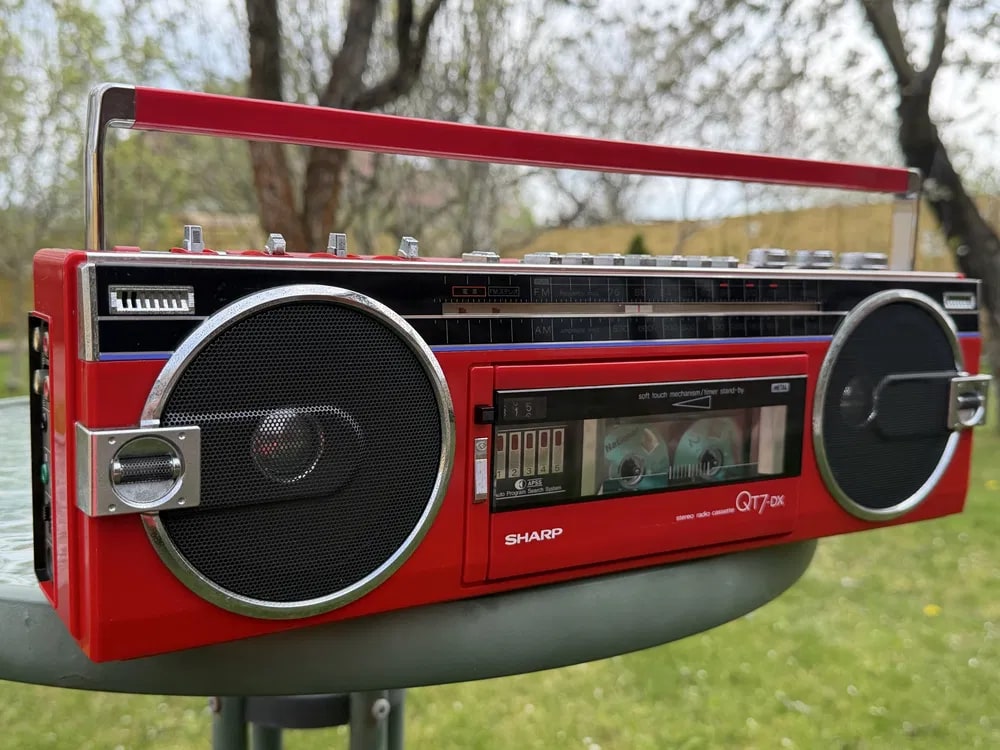SHARP QT-7DX(R) Rare Vintage Cassette Boombox Getto blaster Serviced Warranty