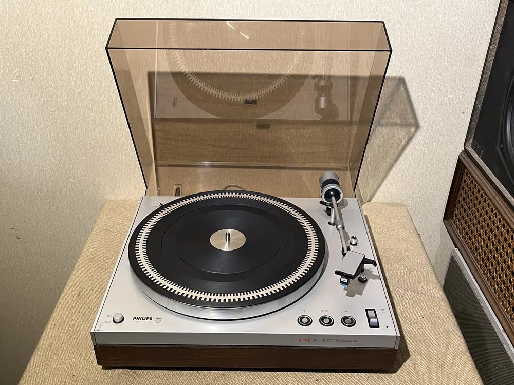 Philips 22GA212 Rare Vintage Turntable Working Hi-Fi Belt Drive Warranty