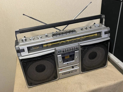 SHARP GF-8585E Rare Vintage MINT Boombox Working Stereo Cassette Radio