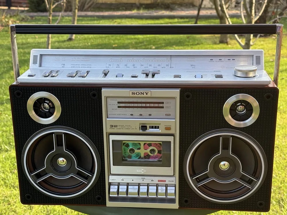 SONY CFS-V8 ZILBAR Rare Vintage Cassette Boombox Serviced Tested Japanese Hi-Fi