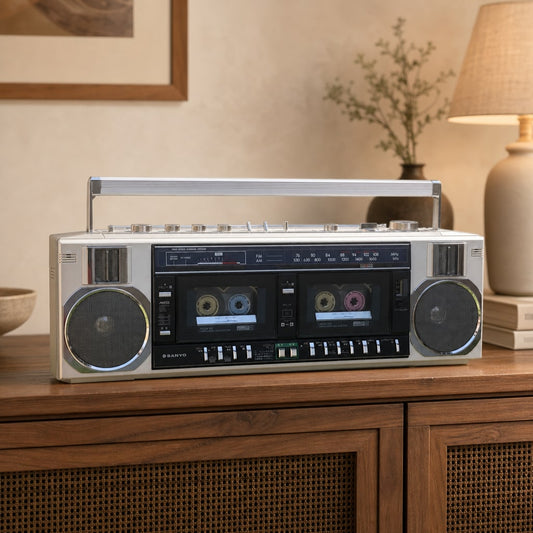 Sanyo WMR-D25 Rare Vintage Cassette Deck Boombox  Warranty White Pearl
