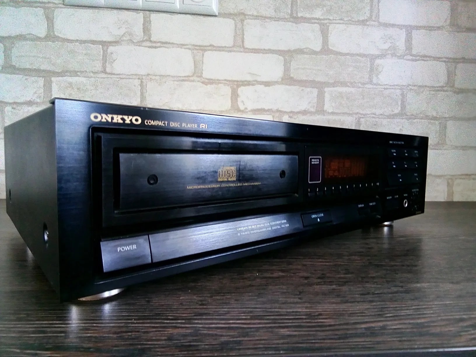 Onkyo DX-6640 Rare Vintage CD Player Digital Output Remote Warranty