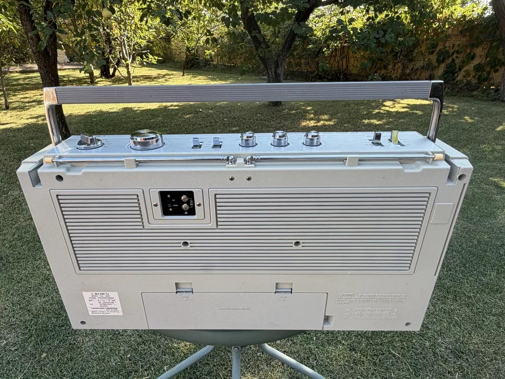 CSC-960F Crown Rare Vintage MINT Stereo Cassette Boombox Working Radio