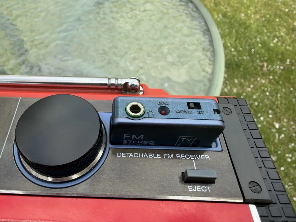 Sony CFS-FM7 Super Rare 2 in 1 Vintage Boombox Warranty Detachable Radio