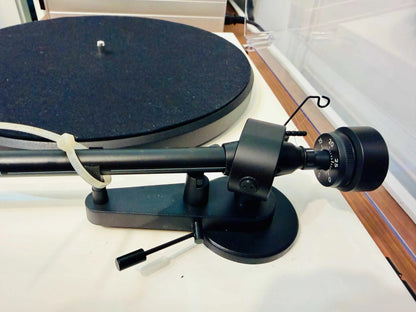 Pro-Ject Debut III Rare Vintage MINT Turntable Tested Working White