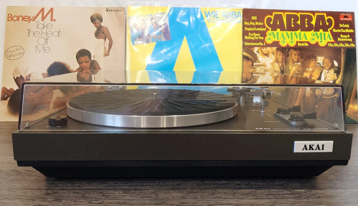 AKAI AP-100C Rare Vintage Turntable Serviced Belt Drive