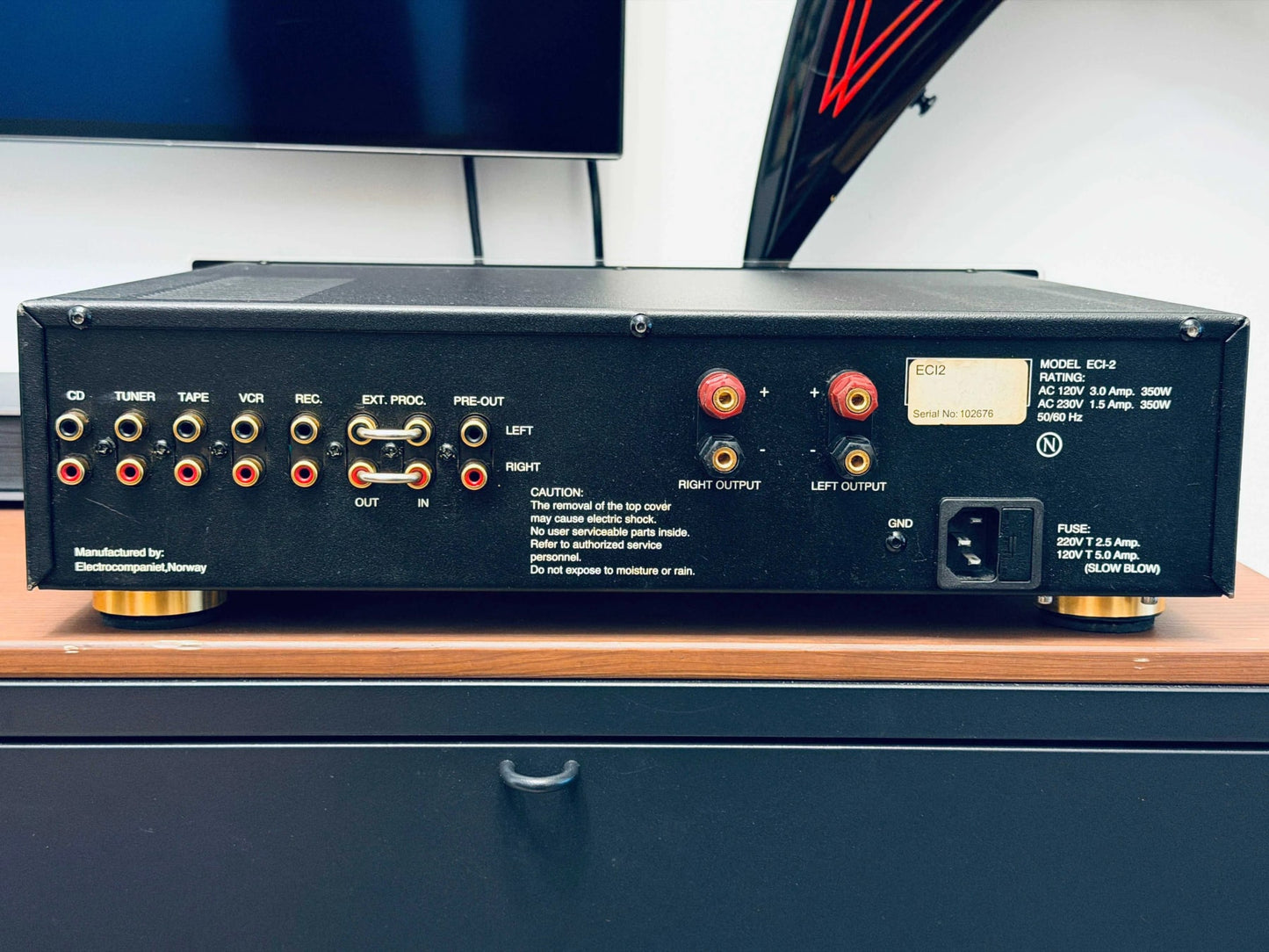 Electrocompaniet ECI 2 Rare MINT Gold Integrated Amplifier Warranty Class A