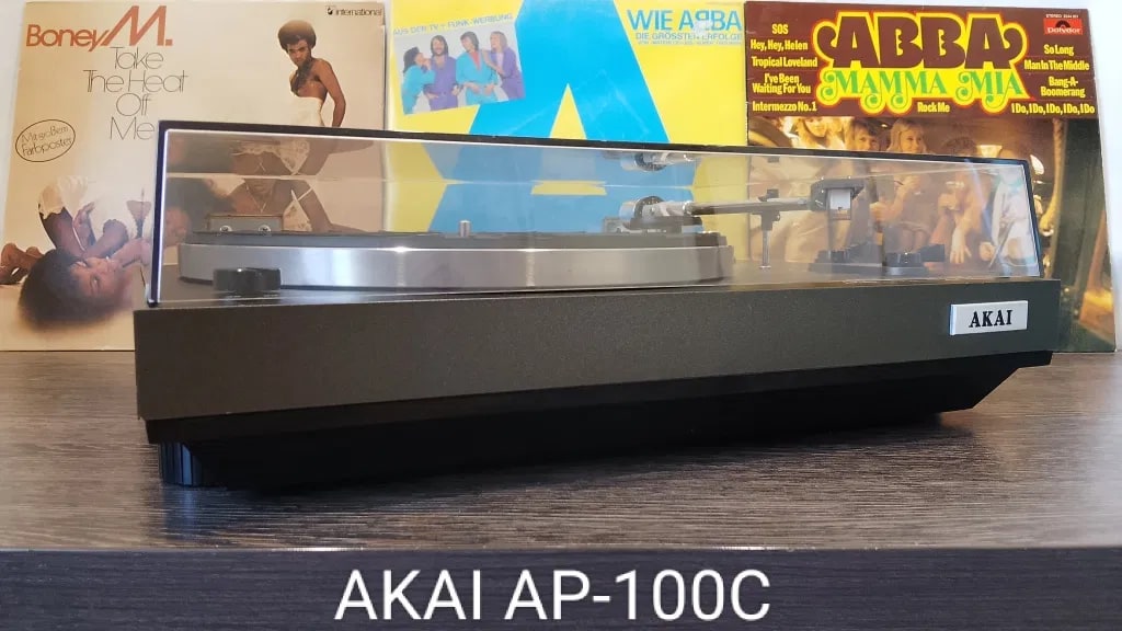 AKAI AP-100C Rare Vintage Turntable Serviced Belt Drive