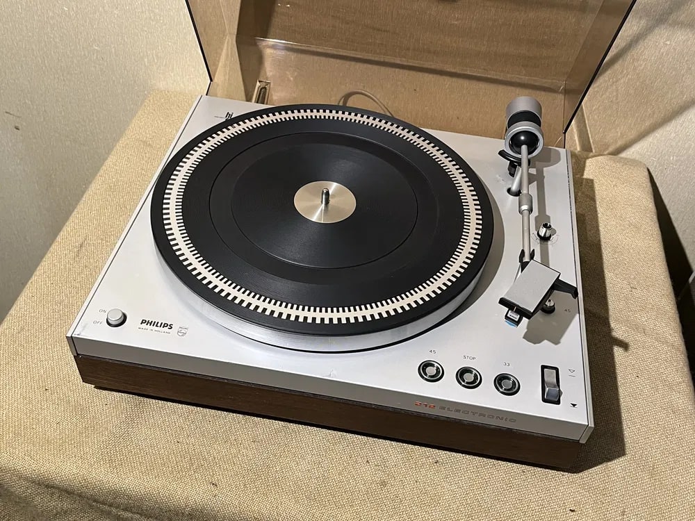 Philips 22GA212 Rare Vintage Turntable Working Hi-Fi Belt Drive Warranty