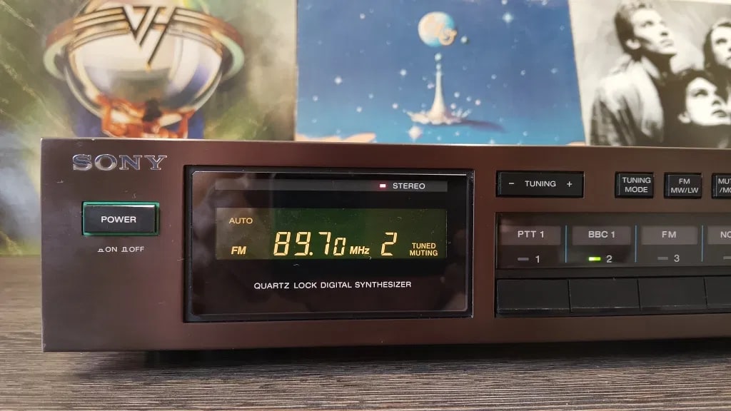 Sony ST-S222ES Rare Vintage FM Stereo FM-AM Tuner Serviced Working ES Series
