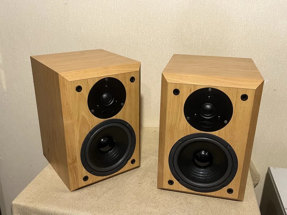 ELTAX SYMPHONY 4 Rare Vintage Bookshelf Speakers Tested Working Danish Warranty