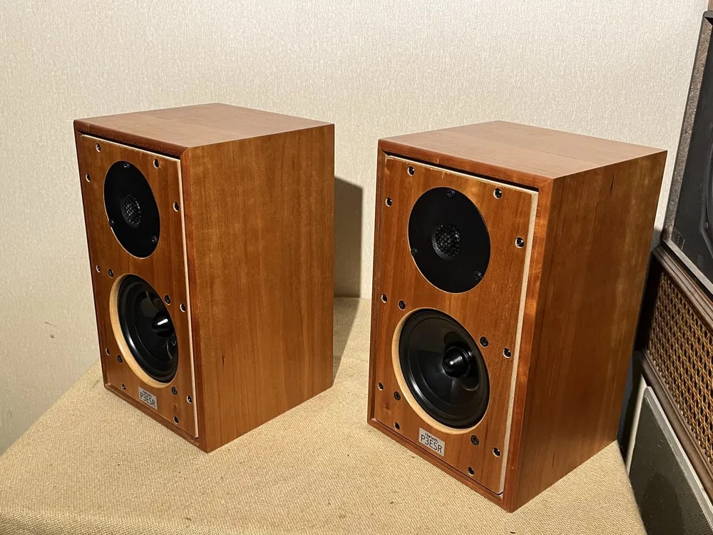 Harbeth P3ESR Collectible Vintage Bookshelf Speakers Boxed +100 Days Warranty