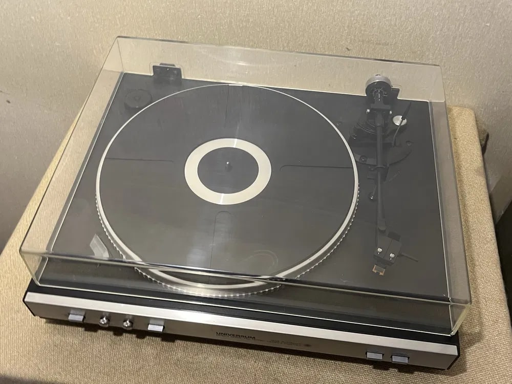 UNIVERSUM F-2001 Rare Vintage Turntable Fully Working Quartz Direct Warranty
