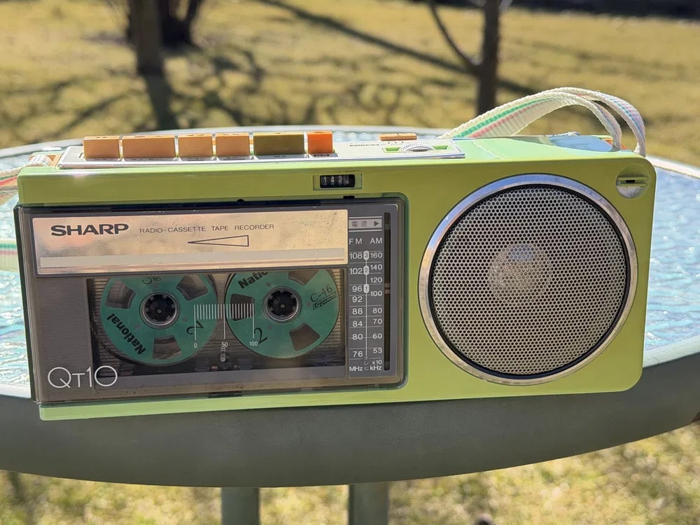 SHARP QT 10 QT-10 Rare Vintage Boombox Serviced Working Portable