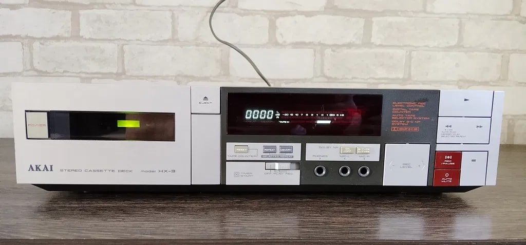 AKAI HX-3 Rare Vintage Cassette Deck Warranty Stereo Dolby B/C Remote
